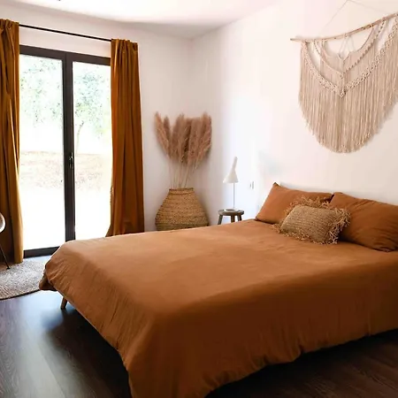 Villa Contemporary Architect Villa, Boho Chic Style, Between Montpellier And Nimes, 30 Minutes From The Sea